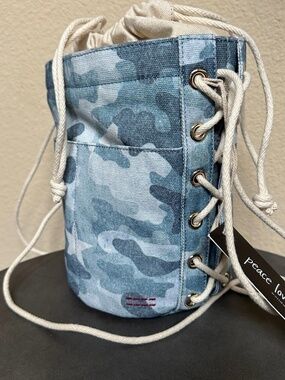 NWT Peace Love World Women’s Drawstring Bucket Bag Cinched Camo Shoulder Bag NEW